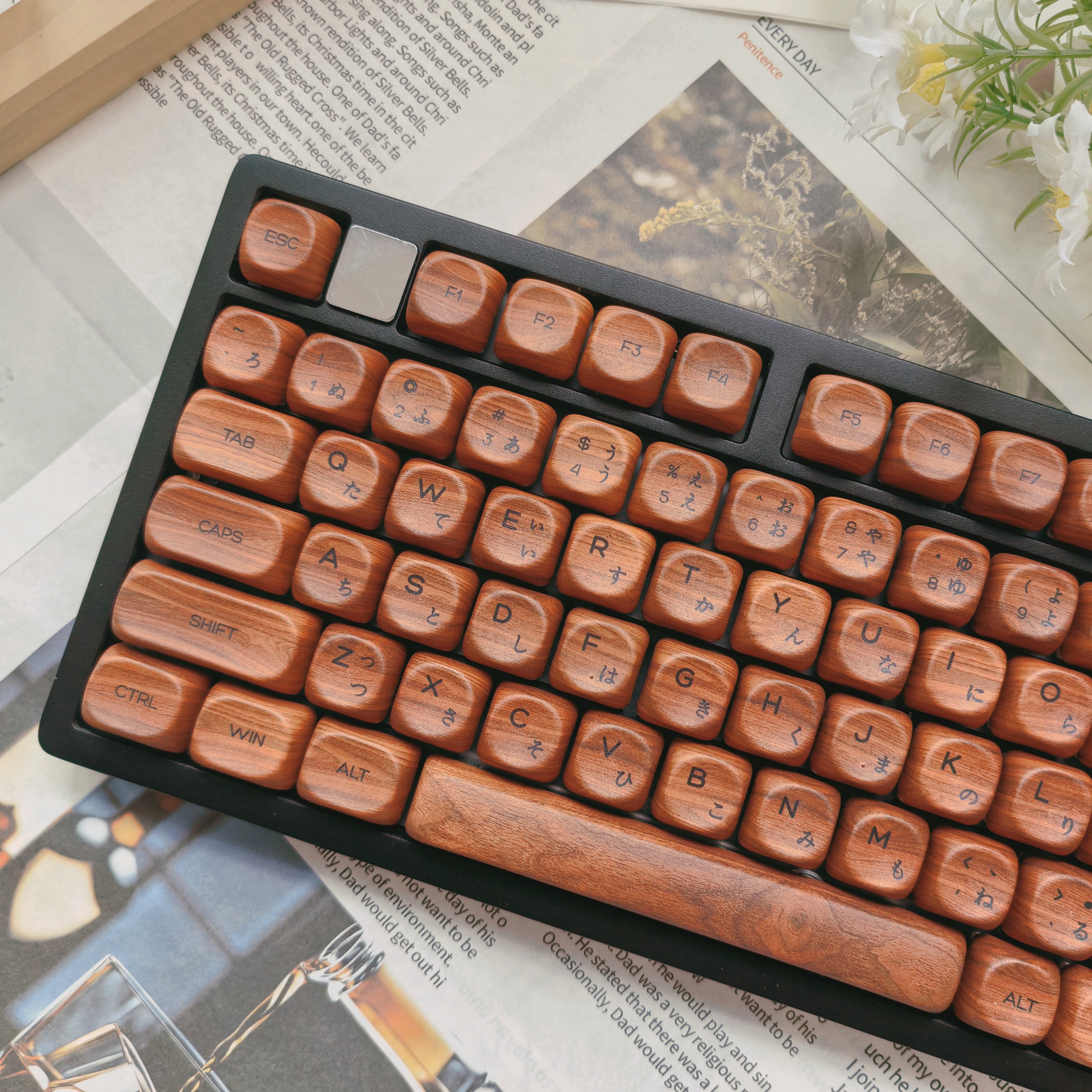 130 Keys Walnut Wood Five Side - Retro Gaming Keycaps reseña y precio