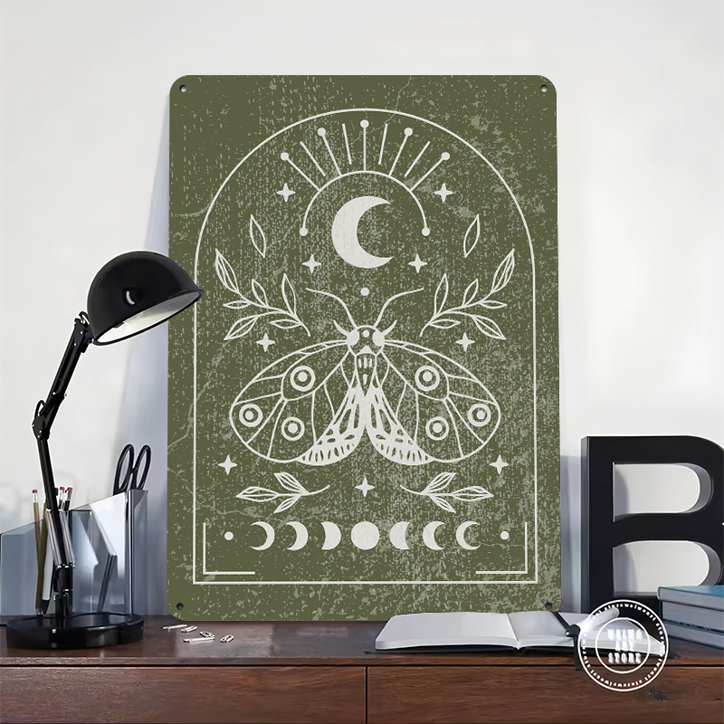 Moth and Moon Poster Customize - Retro Gaming At Home reseña y precio