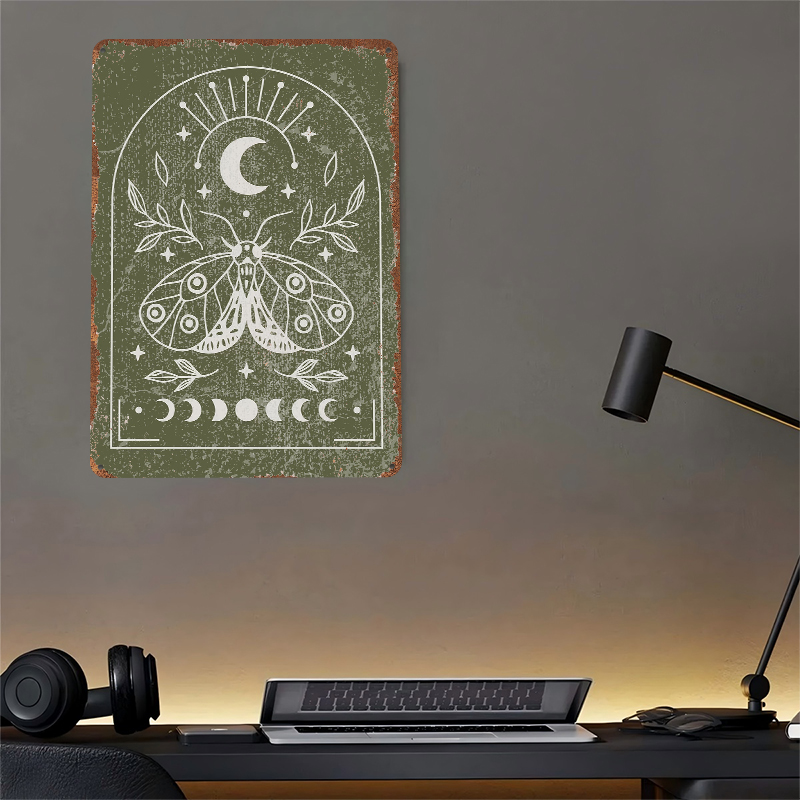 Moth and Moon Poster Customize - Retro Gaming At Home reseña y precio
