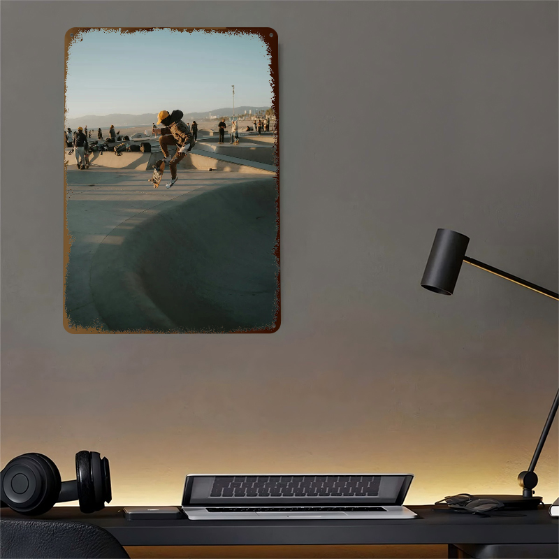 Skateboarder Mid-air At Sunset - Retro Gaming At Home reseña y precio